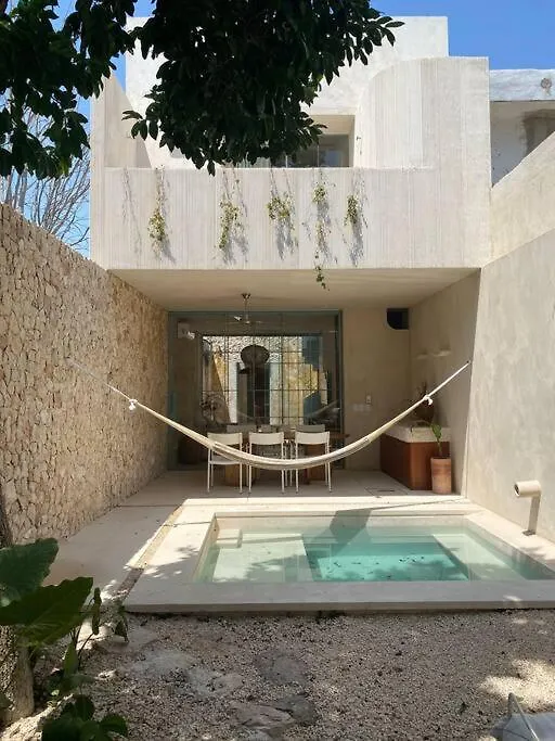 Casa Camou, Best Location, Steps From Montejo Mérida Casa vacanze